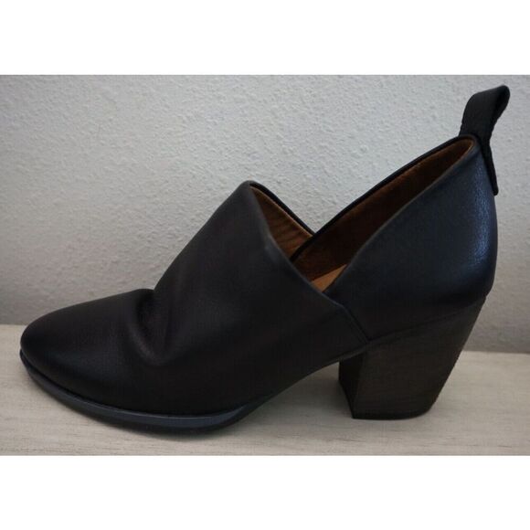 Bueno B2372-001 Women Sz 38 US 8 Black Leather Kesia Ruched Detail Booties - Picture 10 of 10